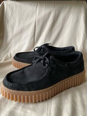 Clarks Torhill bee black suede moccasins women’s 11